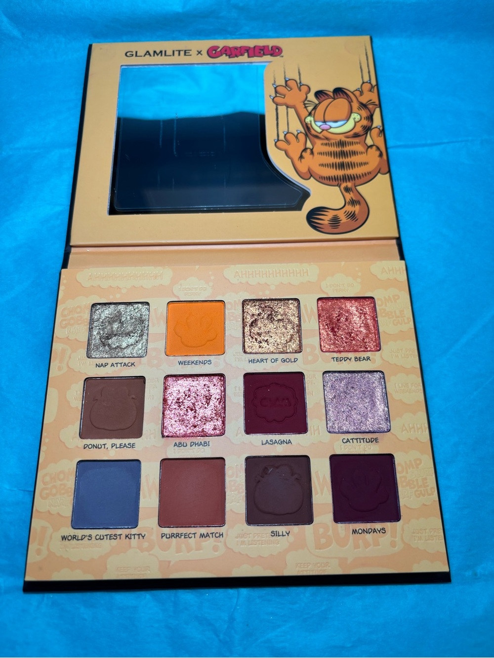 Glamlite x Garfield eyeshadow palette like new